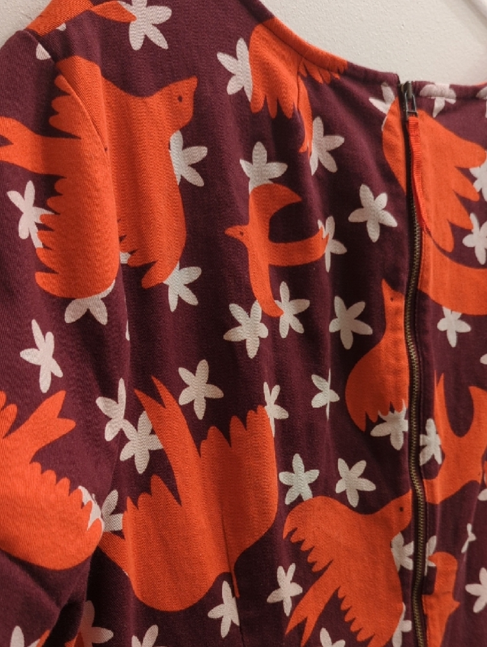Boden Short Sleeve Shift Dress in Burgundy with Red Bird Print, Women's US 18L - Picture 6 of 6